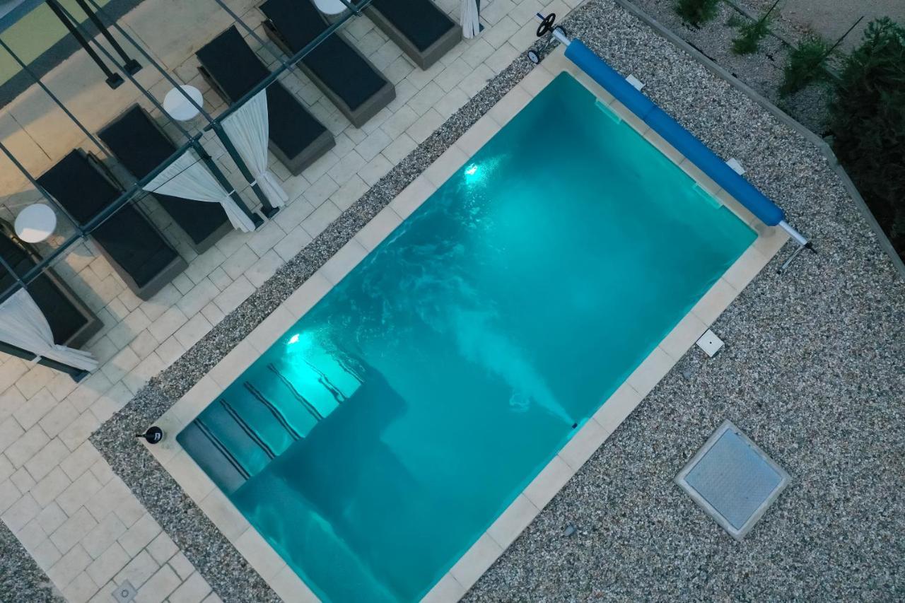 Holiday Home Tos Risika Exterior foto